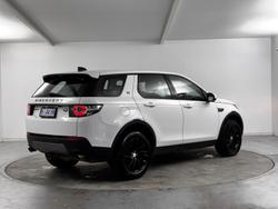 2017 Land Rover
                Discovery Sport TD4 110kW SE