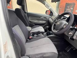 2016 Mitsubishi Triton GLX MQ MY16 4X4 Dual Range White