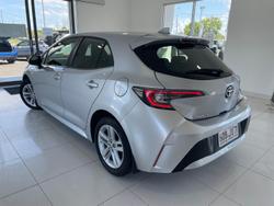 2022 Toyota
Corolla Ascent Sport Hybrid