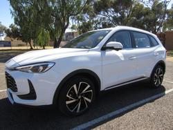 2025 MG ZS Essence Hybrid+