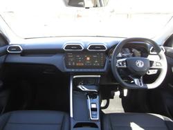 2025 MG ZS Essence Hybrid+