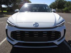 2025 MG ZS Essence Hybrid+