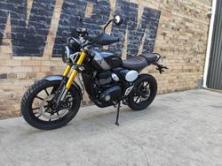 2025 TRIUMPH SCRAMBLER 400 X DUAL PURPOSE BLACK