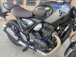 2025 TRIUMPH SCRAMBLER 400 X DUAL PURPOSE BLACK