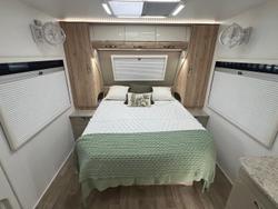 2025 Golf Grand Tourer 556 Gt