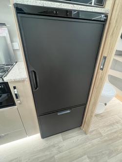 2025 Golf Grand Tourer 556 Gt