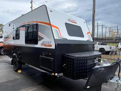 2025 Golf Grand Tourer 556 Gt