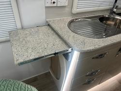 2025 Golf Grand Tourer 556 Gt