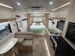 2025 Golf Grand Tourer 556 Gt