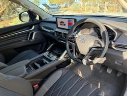 2024 LDV
                D90 Mode