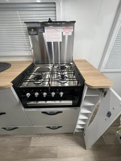 2025 Avan Aspire 587-1