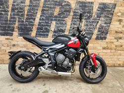 Triumph Trident 660