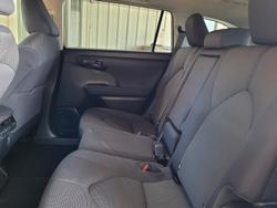 2021 Toyota
                Kluger GX