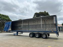 2009 Krueger St3 24 Pallet Sd Refrigerated Curtain Sider