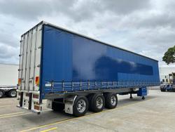 2009 Krueger St3 24 Pallet Sd Refrigerated Curtain Sider