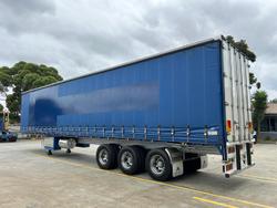 2009 Krueger St3 24 Pallet Sd Refrigerated Curtain Sider