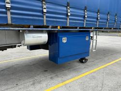 2009 Krueger St3 24 Pallet Sd Refrigerated Curtain Sider