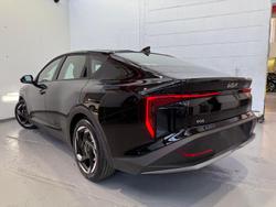 2024 Kia
                K4 Sport+