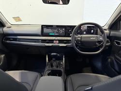 2024 Kia
                K4 Sport+