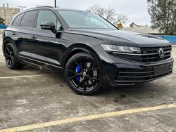 2024 Volkswagen
                Touareg R