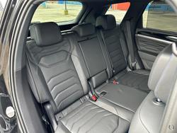 2024 Volkswagen Touareg R