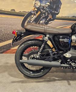 2025 Triumph Bonneville T120 Black Bonneville Black