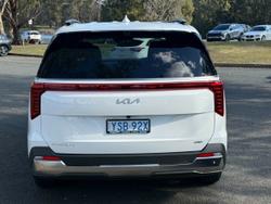 2025 Kia
                Carnival GT-Line HEV