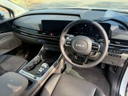 2025 Kia
                Carnival GT-Line HEV