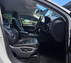 2015 Volkswagen Touareg 150TDI 7P MY15 Four Wheel Drive Pure White