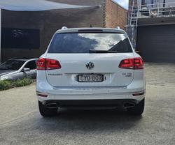 2015 Volkswagen Touareg 150TDI 7P MY15 Four Wheel Drive Pure White
