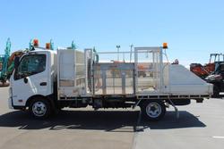 2014 Hino
616 - 300 Series