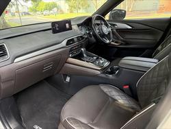 2022 Mazda
CX-9 Azami LE