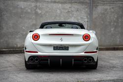 2015 Ferrari California T