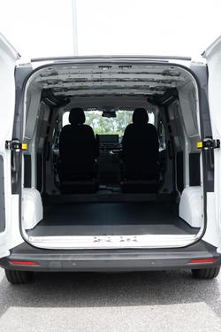 2024 LDV
Deliver 7