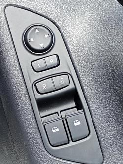 2024 LDV G10 + SV7C MY24 Blanc White