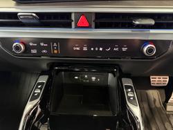 2024 Kia
Sorento HEV GT-Line