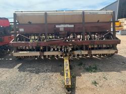 0 1985 INTERNATIONAL MCCORMACK 6 2