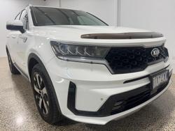2021 Kia
                Sorento Sport