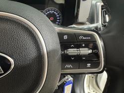 2021 Kia
                Sorento Sport