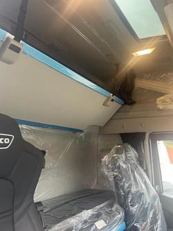 2024 Iveco
S-Way AS700