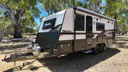 Newlands Family Tourister 650