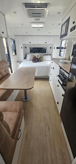 2025 Newlands Family Tourister 650