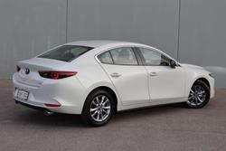 2024 Mazda
3 G20 Pure