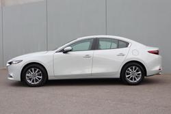 2024 Mazda
3 G20 Pure