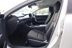 2024 Mazda
3 G20 Pure