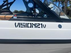 2023 Camero Vision 21v Bowrider