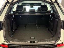 2024 Land Rover
                Discovery Sport P250 Dynamic HSE