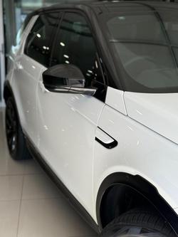2024 Land Rover
                Discovery Sport P250 Dynamic HSE