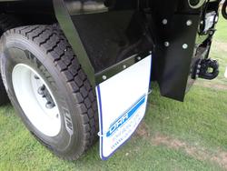 2025 Isuzu F Series FYH 300-350 WHITE