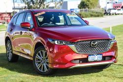 2024 Mazda
CX-5 G35 Akera